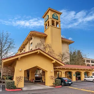 La Quinta By Wyndham Seattle Sea-tac Airport Hotel